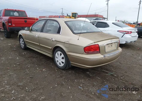 2003 Hyundai Sonata Base W/2.7L V6 z USA, uszkodzony, nr VIN KMHWF25H13A893163